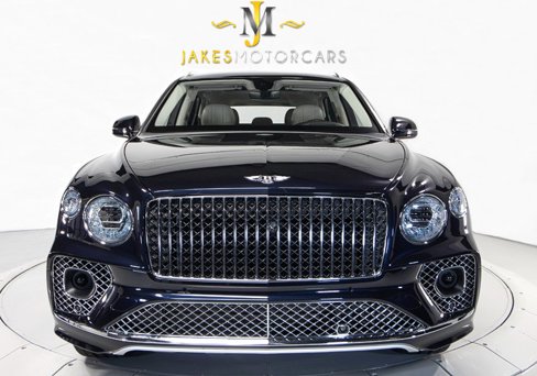 Used 2023 Bentley Bentayga Extended Wheelbase image 16
