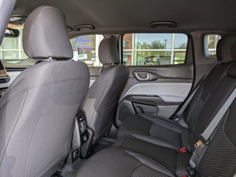 New 2025 Jeep Compass Sport image 10