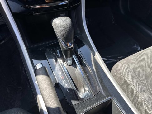 Used 2017 Honda Accord EX image 29