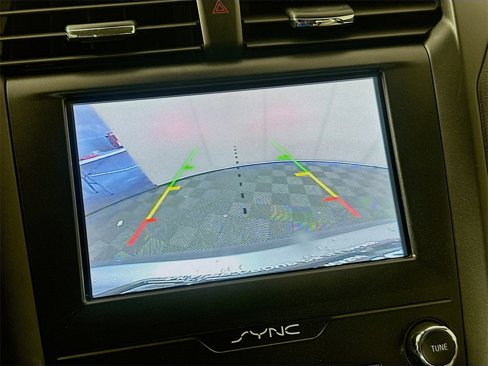 Used 2020 Ford Fusion SE w/ Equipment Group 151A image 14