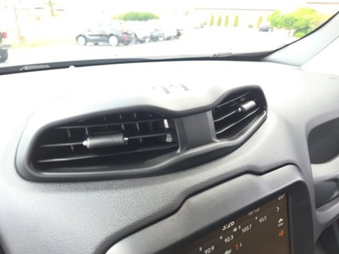 Used 2022 Jeep Renegade Trailhawk w/ Sun/Sound Group image 21