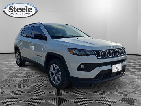 New 2025 Jeep Compass Latitude image 7