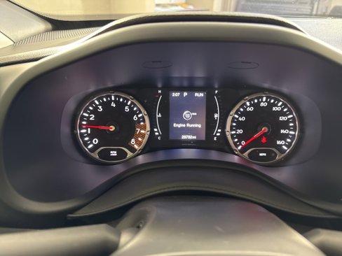 Used 2021 Jeep Renegade Sport image 27