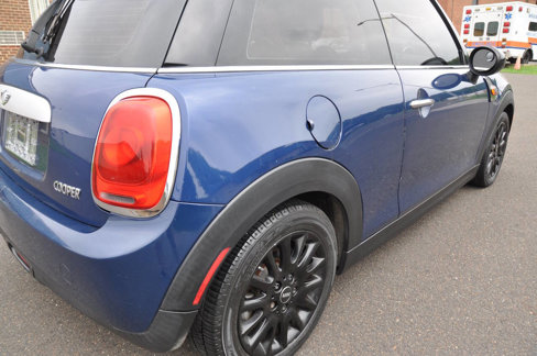 Used 2014 MINI Cooper 2-Door Hardtop image 9