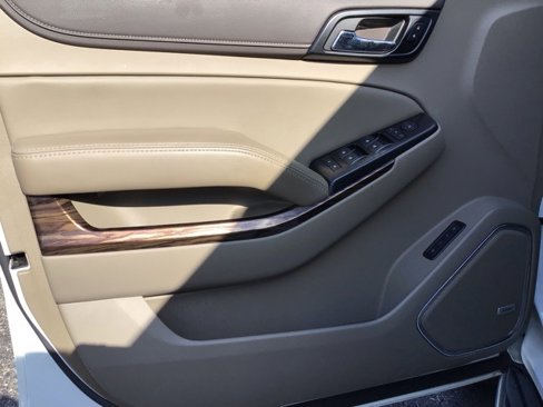Used 2019 GMC Yukon SLT w/ Open Road Package image 10