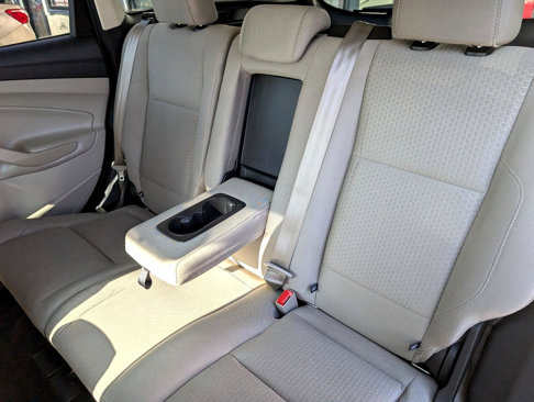 Used 2017 Ford Escape SE image 8