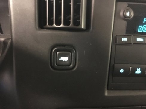 Used 2018 Chevrolet Express 2500 w/ Driver Convenience Package image 19