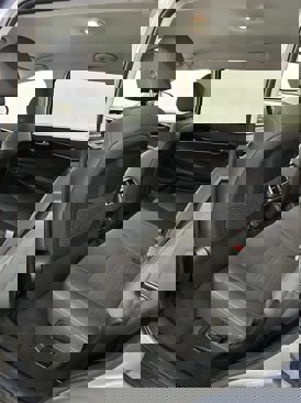 Used 2019 Kia Sorento S image 29