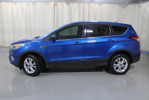 Certified 2017 Ford Escape SE image 2