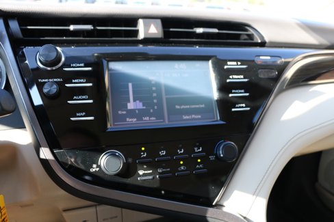 Used 2019 Toyota Camry LE image 19