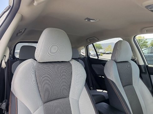 Used 2020 Subaru Crosstrek 2.0i Premium image 6