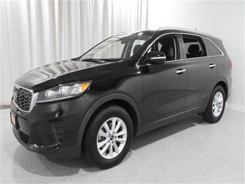 Used 2020 Kia Sorento LX w/ LX I4 Convenience Package image 3