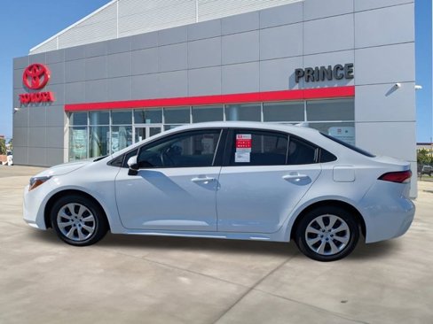 New 2025 Toyota Corolla LE image 7
