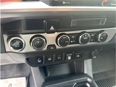 Used 2023 Toyota Tacoma 4x4 Double Cab image 20