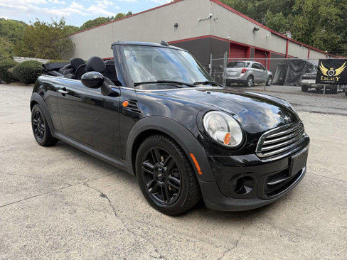 Used 2014 MINI Cooper Convertible image 16