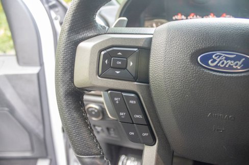 Used 2019 Ford F150 Raptor w/ Equipment Group 801A Mid image 9