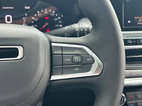 New 2025 Jeep Compass Latitude w/ Altitude Special Edition image 36