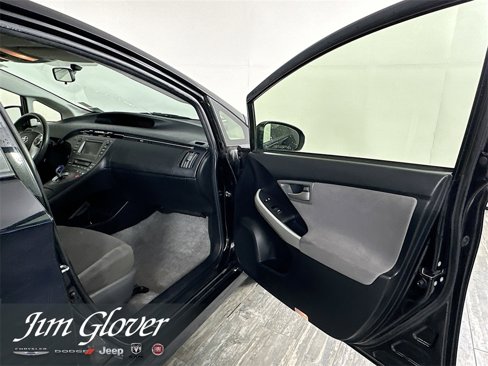 Used 2015 Toyota Prius Four image 12
