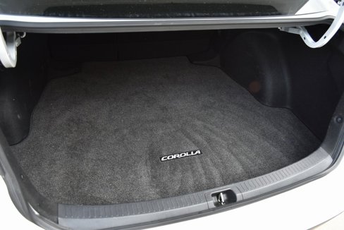 Used 2022 Toyota Corolla LE w/ LE Convenience Package image 28