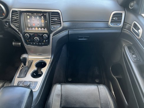 Used 2017 Jeep Grand Cherokee Limited w/ Luxury Group II image 38