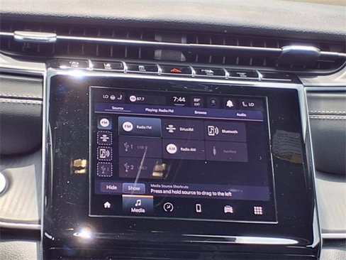 New 2025 Jeep Grand Cherokee L Altitude image 5