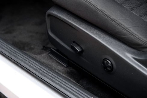 Used 2013 Dodge Challenger R/T image 53