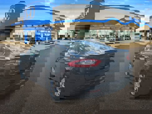 Used 2014 Ford Fusion SE w/ Equipment Group 202A image 6