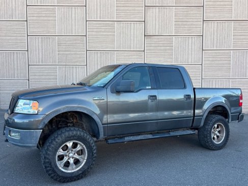 Used 2004 Ford F150 XLT image 1