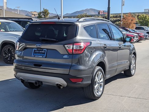 Used 2018 Ford Escape SE image 5