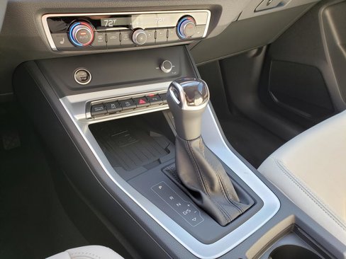 New 2025 Audi Q3 2.0T Premium image 11