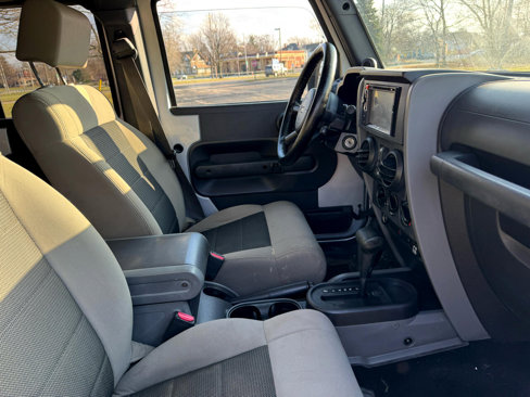 Used 2008 Jeep Wrangler Unlimited X image 30