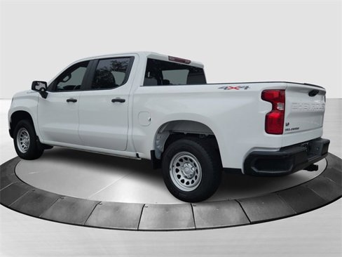 Used 2022 Chevrolet Silverado 1500 W/T w/ WT Value Package image 5
