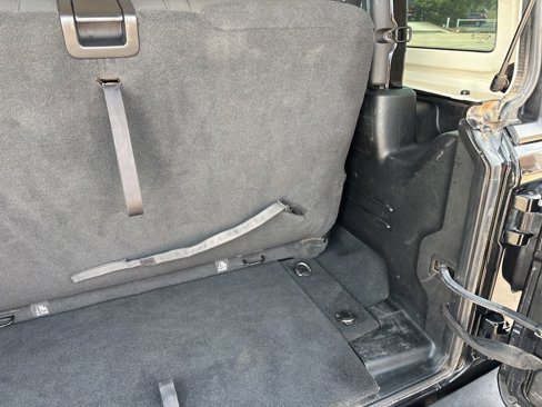 Used 2020 Jeep Wrangler Sport image 26