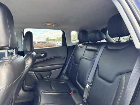 Used 2018 Jeep Compass Limited w/ Navigation Group image 32