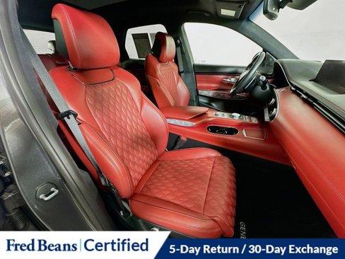 Used 2022 Genesis GV70 3.5T Sport w/ Sport Advanced Package image 32