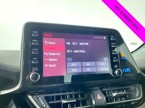 Used 2019 Toyota C-HR XLE image 7