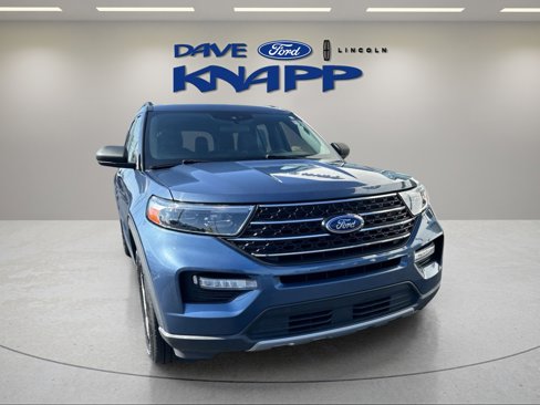 Used 2020 Ford Explorer XLT w/ Equipment Group 202A image 17
