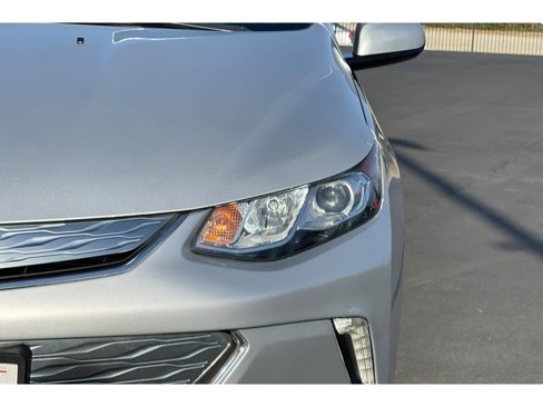 Used 2018 Chevrolet Volt LT image 44