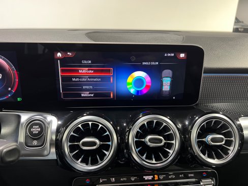 Used 2020 Mercedes-Benz GLB 250 4MATIC image 37