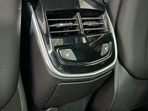 Used 2013 Cadillac XTS Luxury w/ Driver Awareness Package image 39