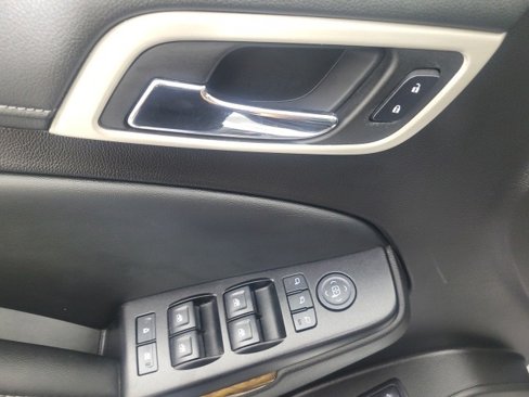 Used 2016 GMC Yukon Denali w/ Open Road Package image 20