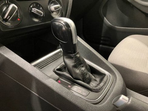 Used 2017 Volkswagen Jetta S image 33