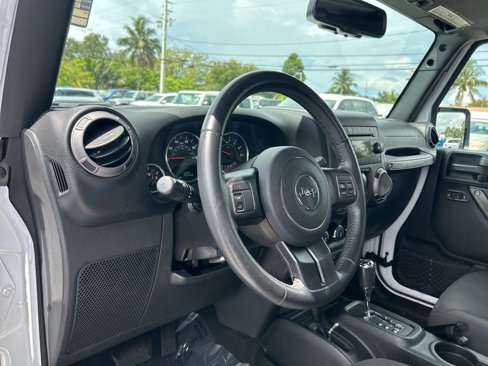 Used 2018 Jeep Wrangler Sport image 11