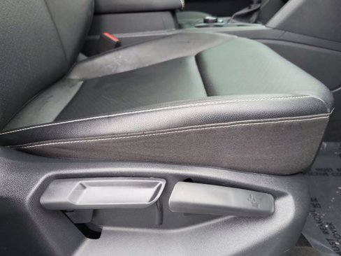 Used 2020 Volkswagen Atlas Cross Sport SE w/ Panoramic Sunroof Package image 25