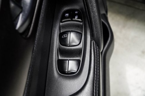 Used 2018 Nissan Rogue Sport S w/ S Appearance Package image 27
