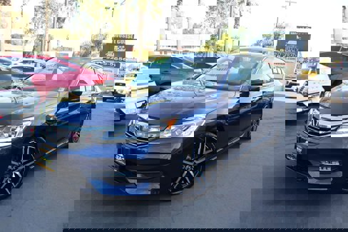 Used 2017 Honda Accord Sport image 29