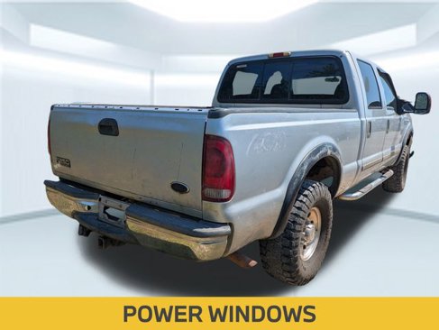 Used 2003 Ford F250 XLT image 4