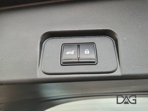 Used 2023 Nissan Rogue SL image 23