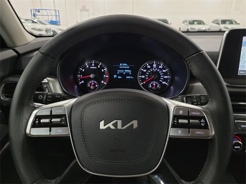 Used 2022 Kia Telluride LX image 27