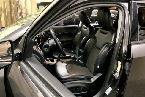 Used 2017 Jeep Compass Latitude w/ Cold Weather Group image 7